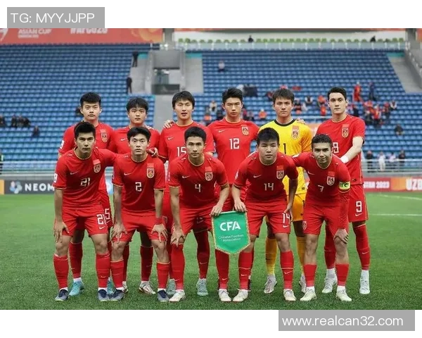 年轻足球星二代崭露头角继承父业引关注潜力无限备受期待 年轻足球星二代崭露头角继承父业引关注潜力无限备受期待