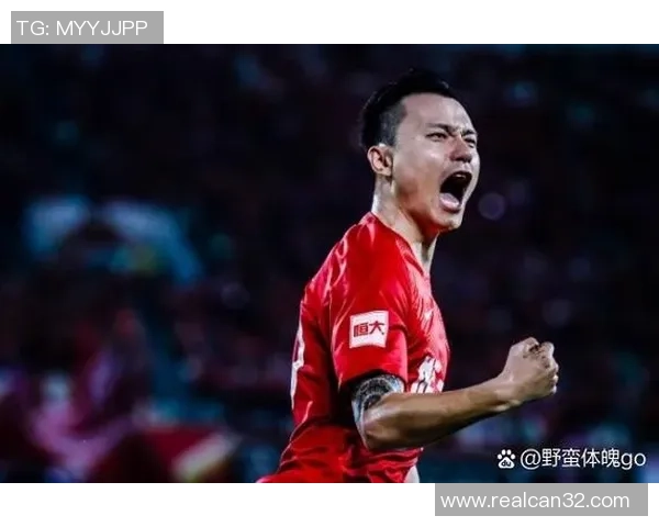 无名的足球英雄：那些在绿茵场上默默奉献却未曾获得荣誉的球员故事