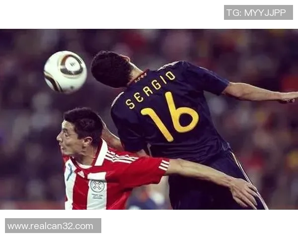 足球2号球衣背后的传奇人物与他们的辉煌成就揭秘